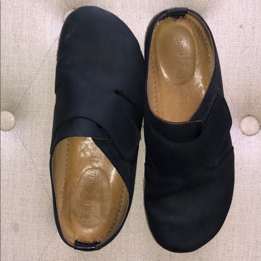 Haflinger women clogs